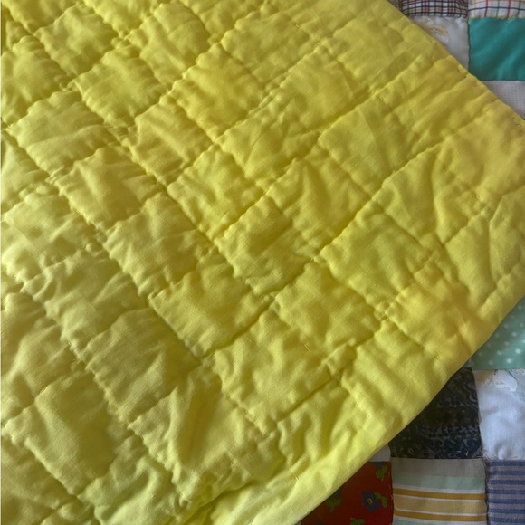 Patchwork Multicolor Quilt - Picture 6 of 7